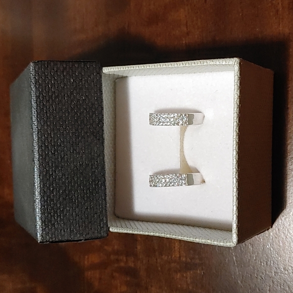 NEW Sterling Silver Hoop Earrings - Picture 1 of 7